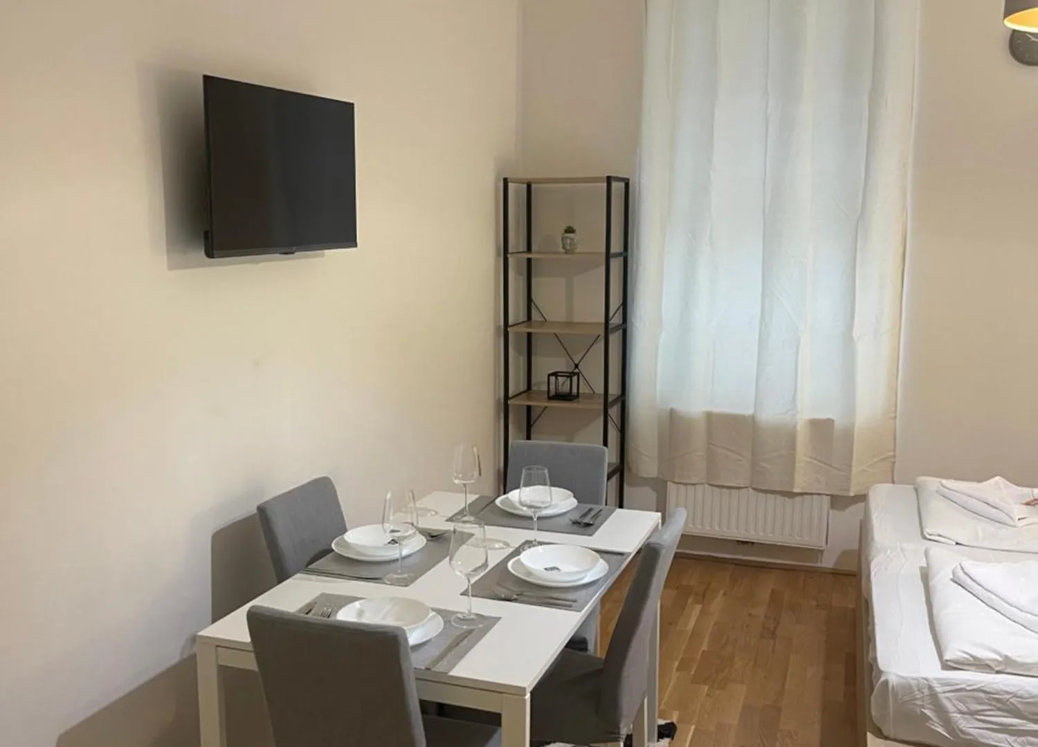 Cozy 5-Person Apartment In Vienna 2 0*,  Austria